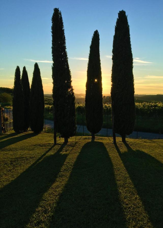 La Casa Del Tiglio Bed & Breakfast Mombaruzzo Exterior photo